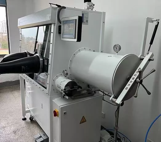 Glovebox